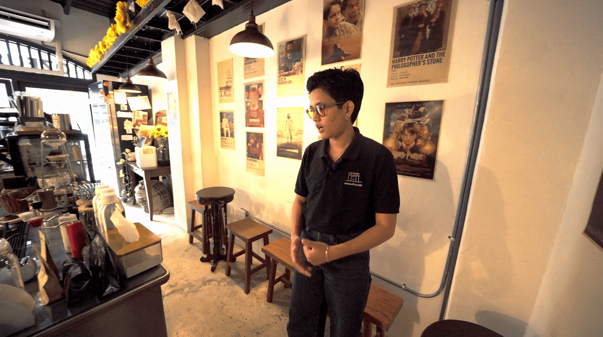 ตกแต่งก่อสร้าวร้านกาแฟสไตล์วินเทจ